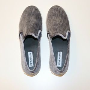 Steve Madden Slip-ons